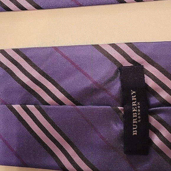Burberry London Silk Purple Striped Men\'s Tie